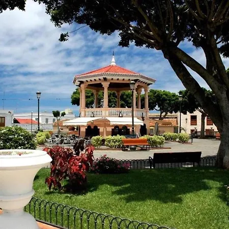 Casa Totalmente Renovada En Zona Muy Tranquila!!! Vistas Al Mar Y Montana Hébergement de vacances *