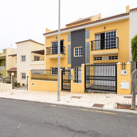 Casa Totalmente Renovada En Zona Muy Tranquila!!! Vistas Al Mar Y Montana Buenavista Del Norte